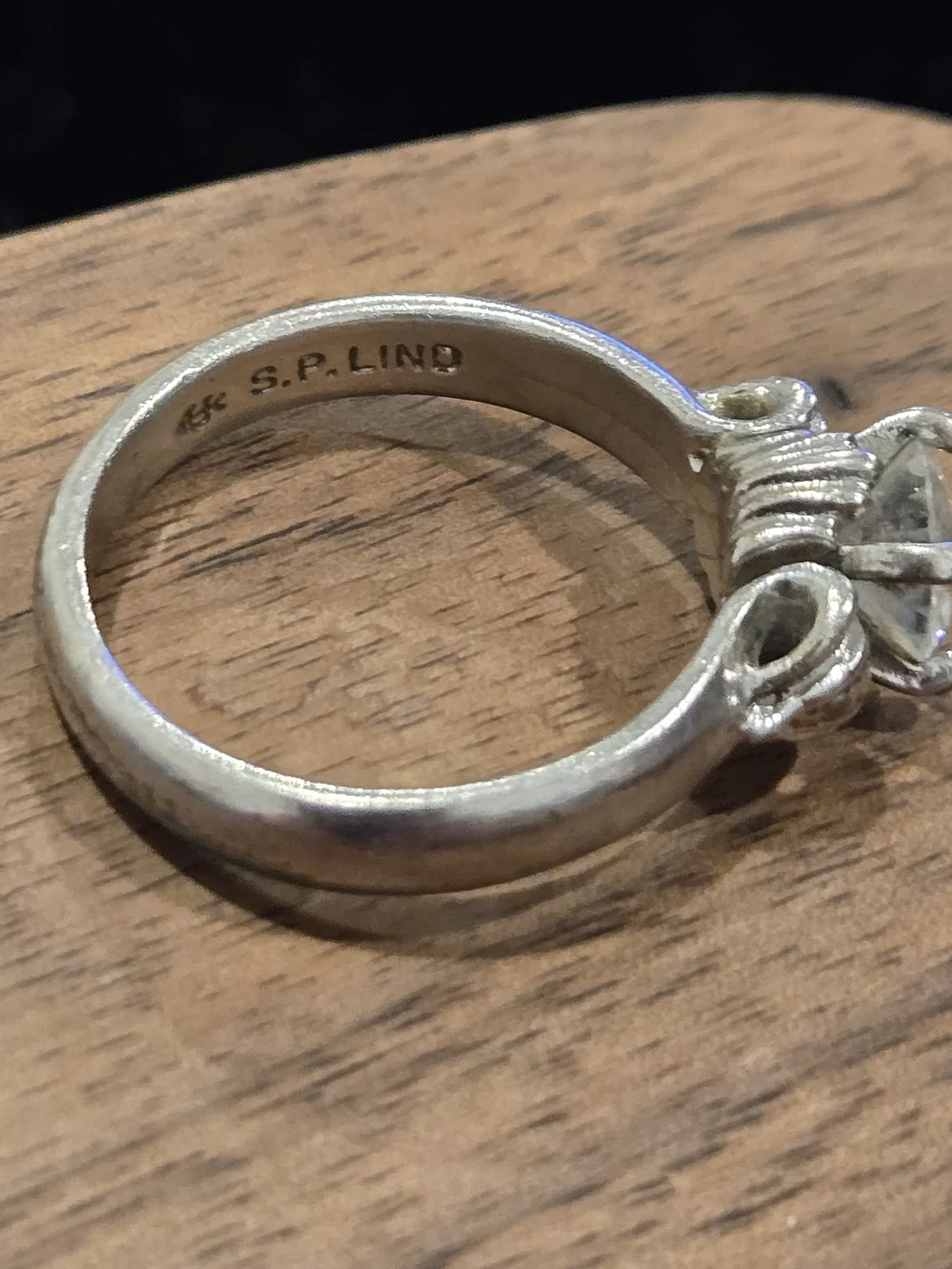LINDENWOLD FINE JEWELERS inner engraving